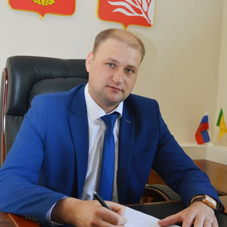Уважаемые жители Иссинского района!

Поздравляю вас с наступающими замечательными праздниками – Новым годом и Рождеством Христовым!

issa.pnzreg.ru/news/ofitsialn…