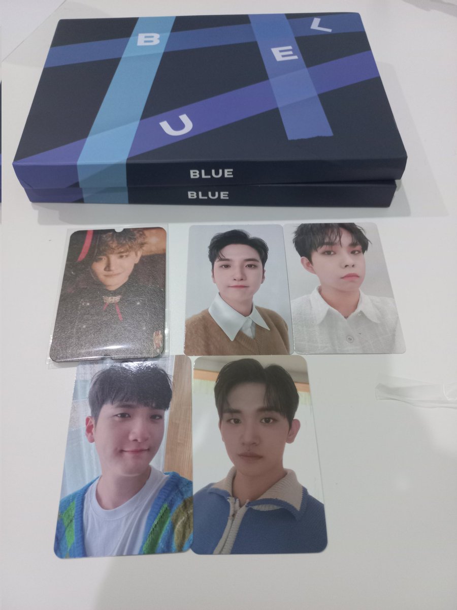 walwalbada's tweet photo. I PULLED YEOP AND GWANGIL AAAAAAAAAAAA IM SO HAPPY I FINALLY PULL GWANGIL i think i am a certified yeop magnet now i pulled him in every era heheu thanks to @blOOmshOpfOrU for the bunjang service and of course a whole lot thanks to @thiccshopMY for another perfect service! https://t.co/YD0M5zW7PN