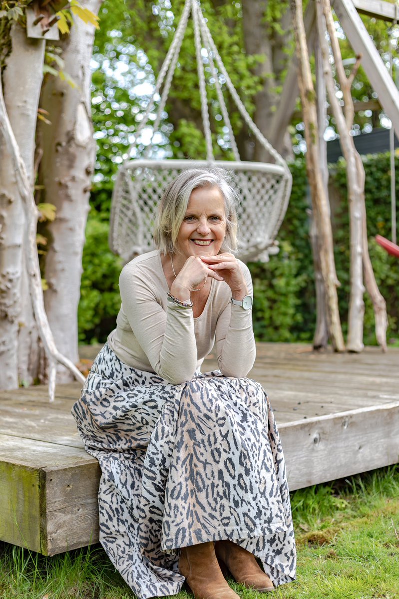 AndersStyle's tweet image. NIEUWJAAR!

Heel erg dankbaar mag ik terugkijken op 2021. Wat mocht ik veel mooie interieur projecten en verbouwingen doen.Hierin kom ik mijn creativiteit helemaal in kwijt.

Ik wens iedereen een sprankelende jaarwisseling  en een gezond en liefdevol 2022! 

#interieuradvies