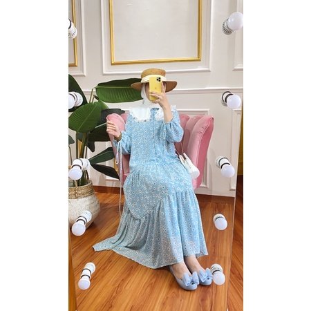 M_zuliaa's tweet photo. @AREAJULID nitip sendal

dress cantik https://t.co/z4tVPNMRaV
