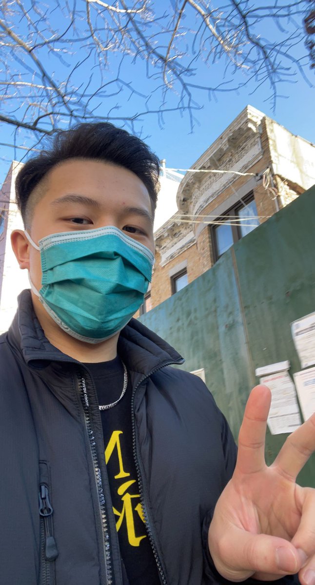 jeffie_zai's tweet photo. 2021 was my anime Training Arc:
-Went back to school for my Master's degree
-Learned 4 new coding languages 
-Learned how to flip a balisong
-Started my streaming career
-Got my dream car

Lets drink to a better and healthier 2022!  
(and actually stay Gold in Val) https://t.co/8R4wdqpDNT