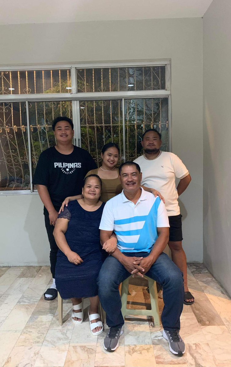 ukinenam's tweet photo. happy new year po https://t.co/CjzhSUsUZj