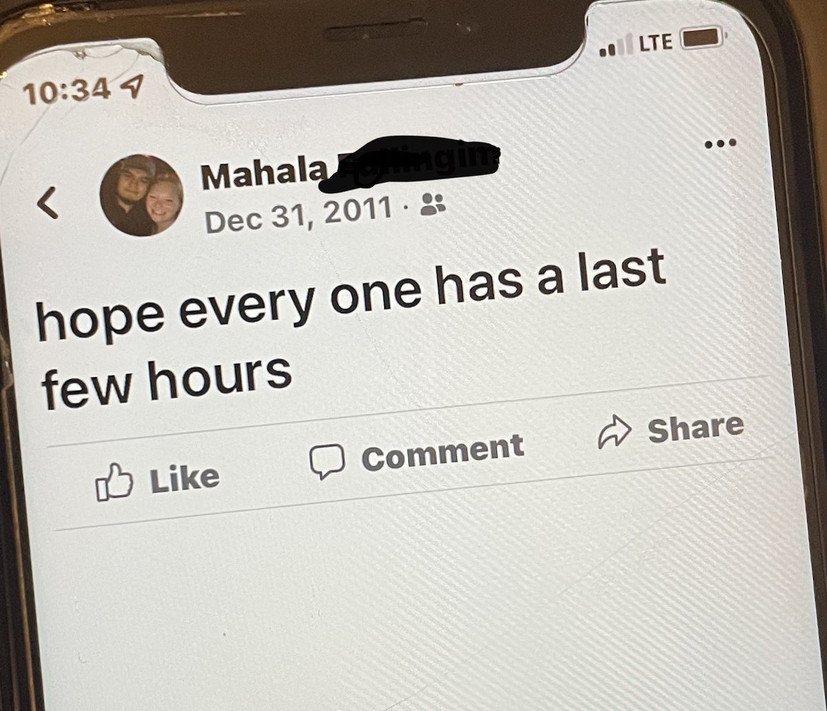 V_Ray17's tweet photo. Y’all what was Mahala on in 2011 💀💀😂😂 https://t.co/uq34ymuPg3