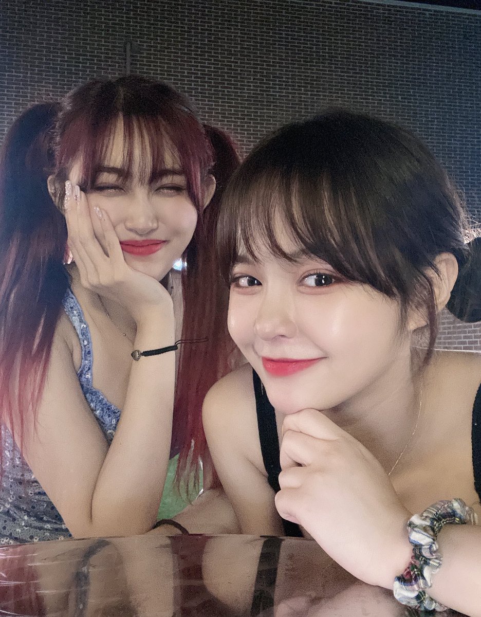 #AISHA #아샤 #EVERGLOW 

ft. eu 💙