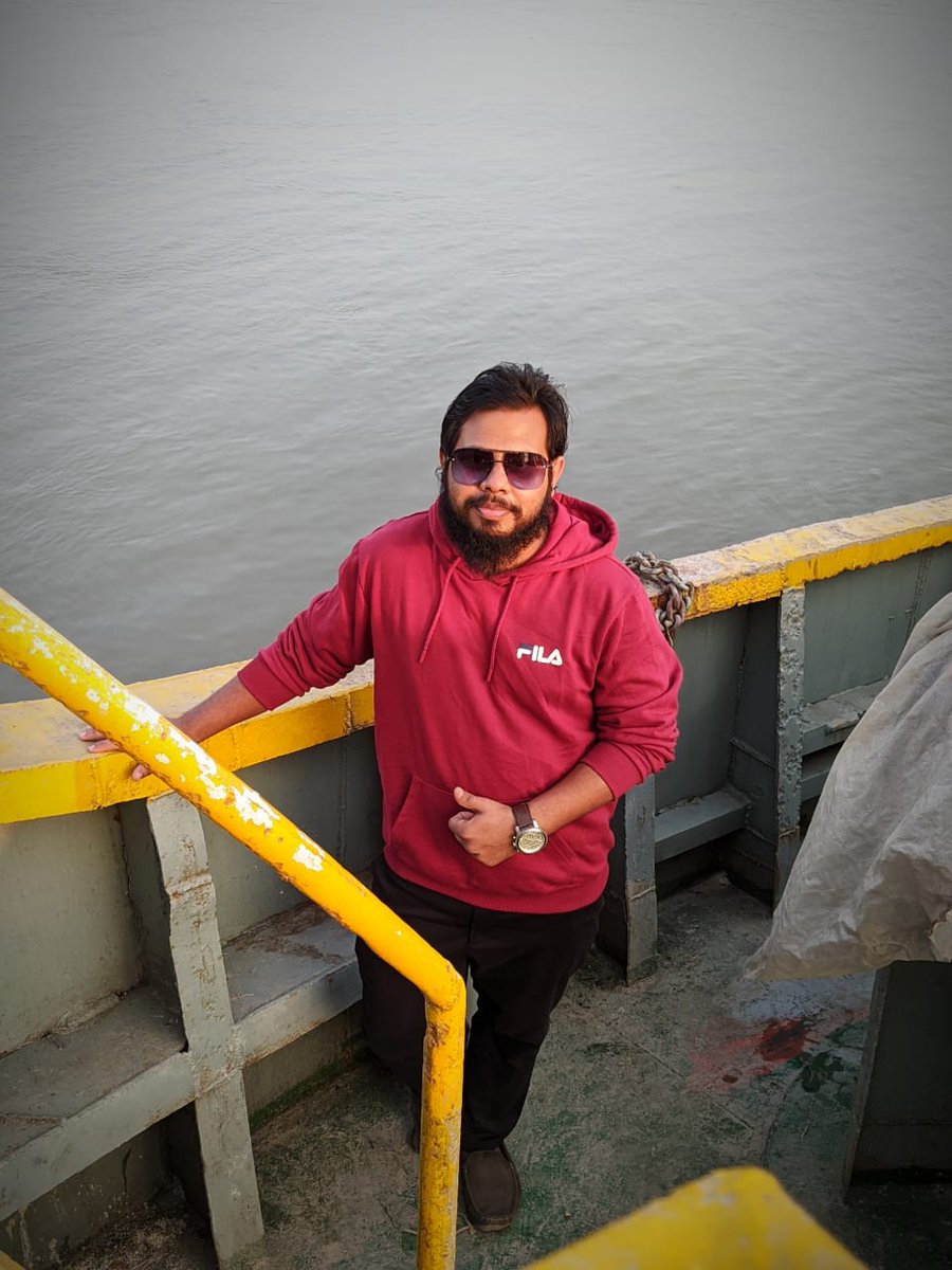 ZHDIP1's tweet photo. A smile never goes out of style.

#care #staysafe #afternoon #goodafternoon 🙂 #love 😍😍 #goodmoments❤️ #goodday 😎#riverview #riverside #alwayshappy #loveyourself 🙃🙃 #behappy ☺😀#happymood #happy  #happyday  #happyboy #happylife #HappyFriday #happytimes https://t.co/ELuwA7iZOb