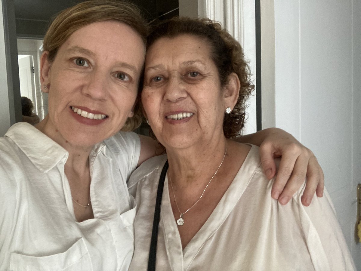 IsabelSeplved17's tweet photo. On this last day of the year, I must stop thanking God, my family, my  colleagues, PL and to my beloved RRES Mooresville for the support on my trip to Chile to see my mother who was in delicate health.  Now she is very well thanks to all your prayers @ParticipateLrng https://t.co/hMwVSblh1f