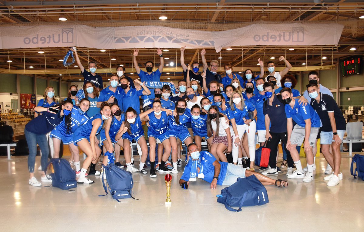 davidlafu's tweet image. @CNHeliosBasket   Mi foto favorita del 2021
Por un Feliz 2022 y mucho baloncesto!