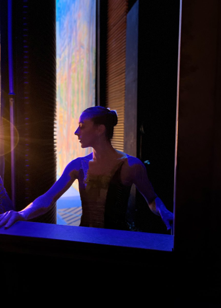 JorgenDance's tweet photo. As the curtain falls on 2021,
we send our deepest thanks to all in our community for making our return to the stage possible this year.
Happy New Year! 🎉 See you in 2022!
⭐ Lydia Laure-Germain
#BalletJörgenCommunity #CanadianBallet #CanadianDance #DanceforAll #NewYear https://t.co/564a5aCiQd