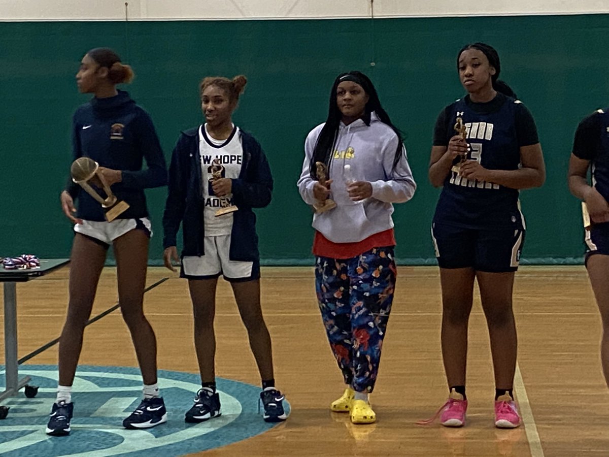 mingo_lauren's tweet photo. Congrats on Lauren on making the All Tournament team at Boo Williams. @CoachAntBrown2 @WorldExposureWB @exposurebball_ @PGHVirginia @PGHMaryland @IretonAthletics @BWSLGirlsAAU https://t.co/8Fpf1T8YBZ