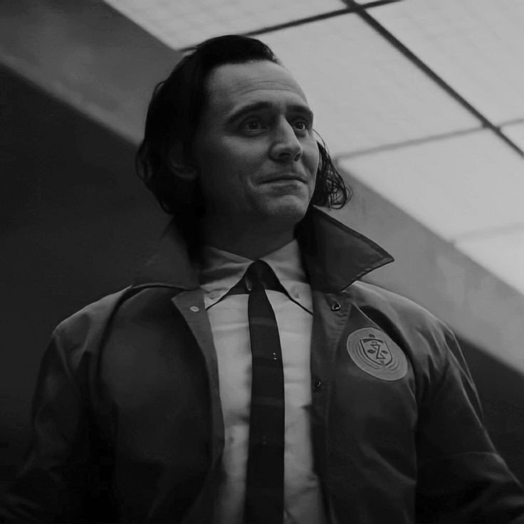 ──❬❬ Bᴜ́sϙᴜᴇᴅᴀ ᴅᴇ PJ ❭❭──

► Loki

　⇲ Rol Medio-Extenso
　⇲ Buena ortografía
　⇲ Canon / AU

Búsqueda para ┈─┐
⠀⠀       └─┈ Tramas/Posible OTP

#FreeRol #MarvelRP