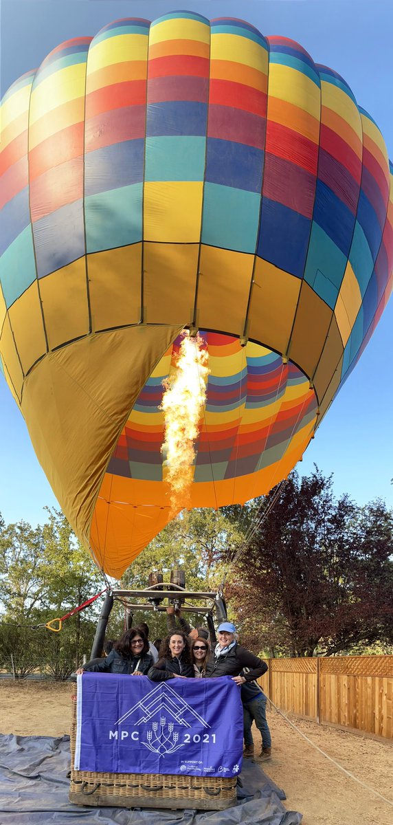 Flying into the 2022 New Year like… 

#MPC2021 #MPC 
#HotAirBalloon 
#MyPeakChallenge 
#SamHeughan