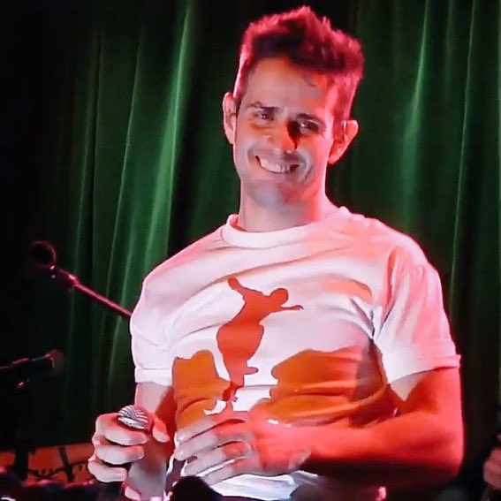 I want to wish joey mcintyre a happy 49th birthday today and he looks good for his age 