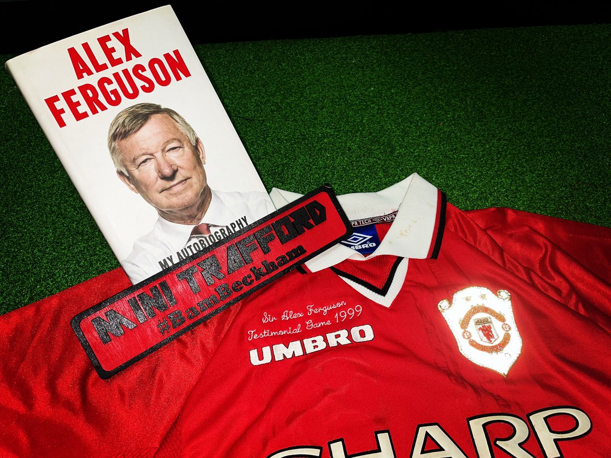 BamBeckham's tweet photo. Happy 80th birthday to Atok (Grandpa) #AlexFerguson.. Premier League Godfather🙌🏼

🎊🎉Happy New Year 2022 🎊🎉

#BamBeckham #minitrafford #GaleriMalaya @ManUtd https://t.co/fLvVSBdBN2