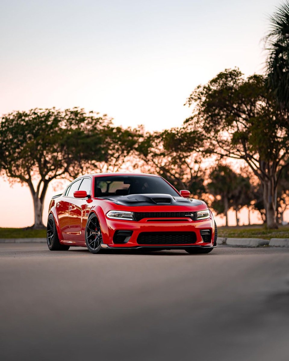 UniqueChrysler's tweet photo. Happy #FrontEndFriday! Today we have this amazing Dodge Charger 392 Widebody 🔥
🚗: @1red392
If you're in the market for a new Charger, check out the link below to see what we've got to offer 😊
https://t.co/aQOFeqhmZm
.
.
.
.
.
#moparornocar #poweredbysrt #mopar https://t.co/jvXyTCtHYm