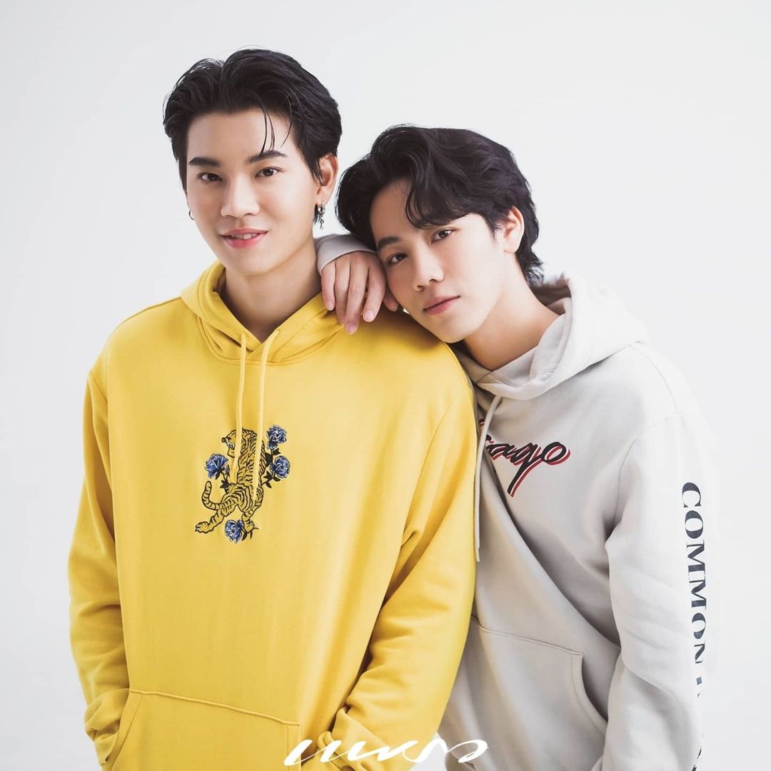 yinwarfamilysup's tweet photo. มุมมองความรักของ 2 หนุ่ม #หยิ่นวอร์
#PraewXYinWar
#preawmag2021
#warwanarat #yinyin_anw
https://t.co/5sLvNlKDX9 https://t.co/HYUtc4cUMH