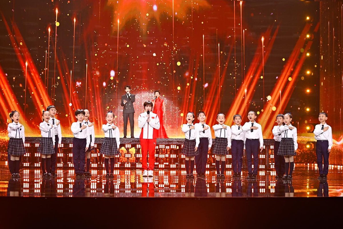 Kunsland0204's tweet image. #Brtv x #caixukun

我和我的祖国