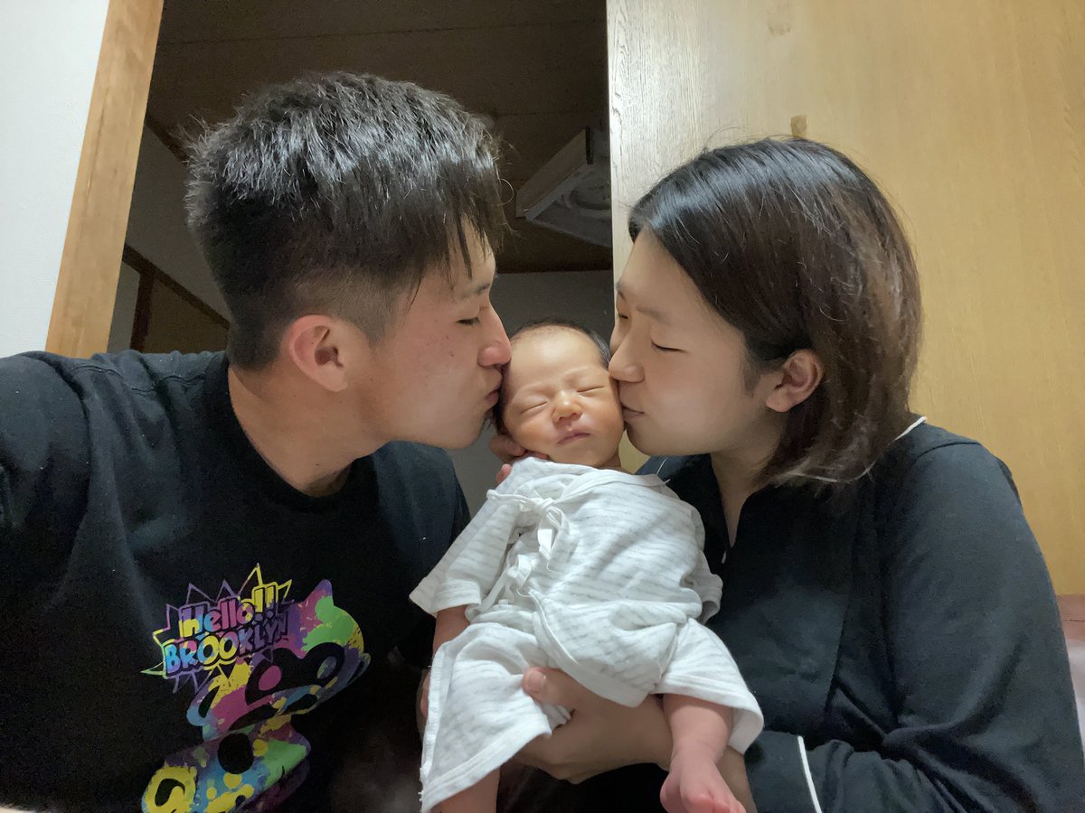 m_kun0821's tweet photo. 今年1年めちゃくちゃ色々あったなぁ~
あっとゆーまなのかながいのかわからん！
けど、ま、良い一年でした。 https://t.co/hWJpKaRXj1
