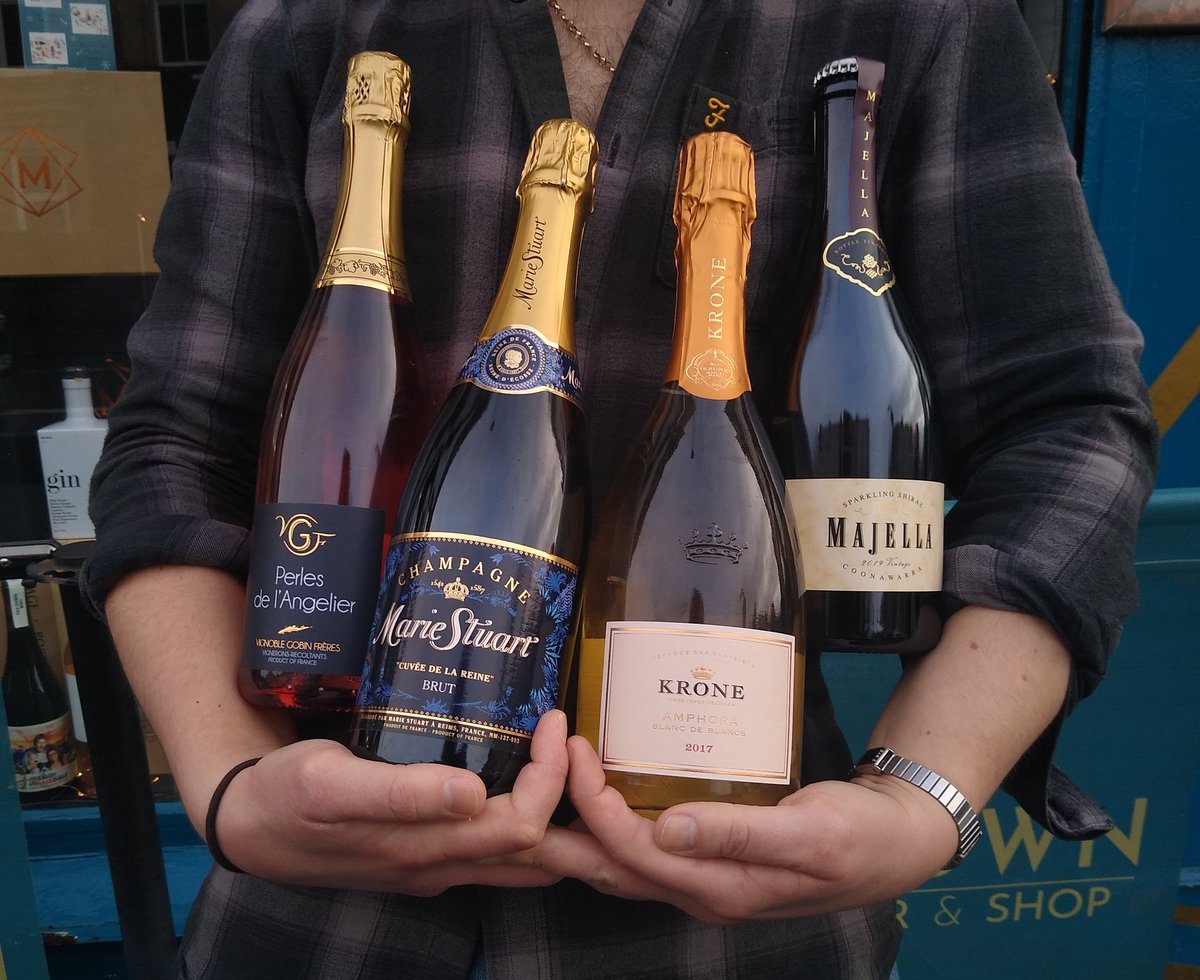 MarchtownGla's tweet photo. We've got ALL the fizz for the Bells! ...Do you?

Open until 8pm tonight not open again until the 5th. Get in here for party Drinks and Bespoke Cases of Delicious Drinks!

#marchtown #scottishbeer #craftbeer #beerhamper #beer #wine #gin #spirits #shop #bar #gifts #hampers https://t.co/L3cTxYOQg4