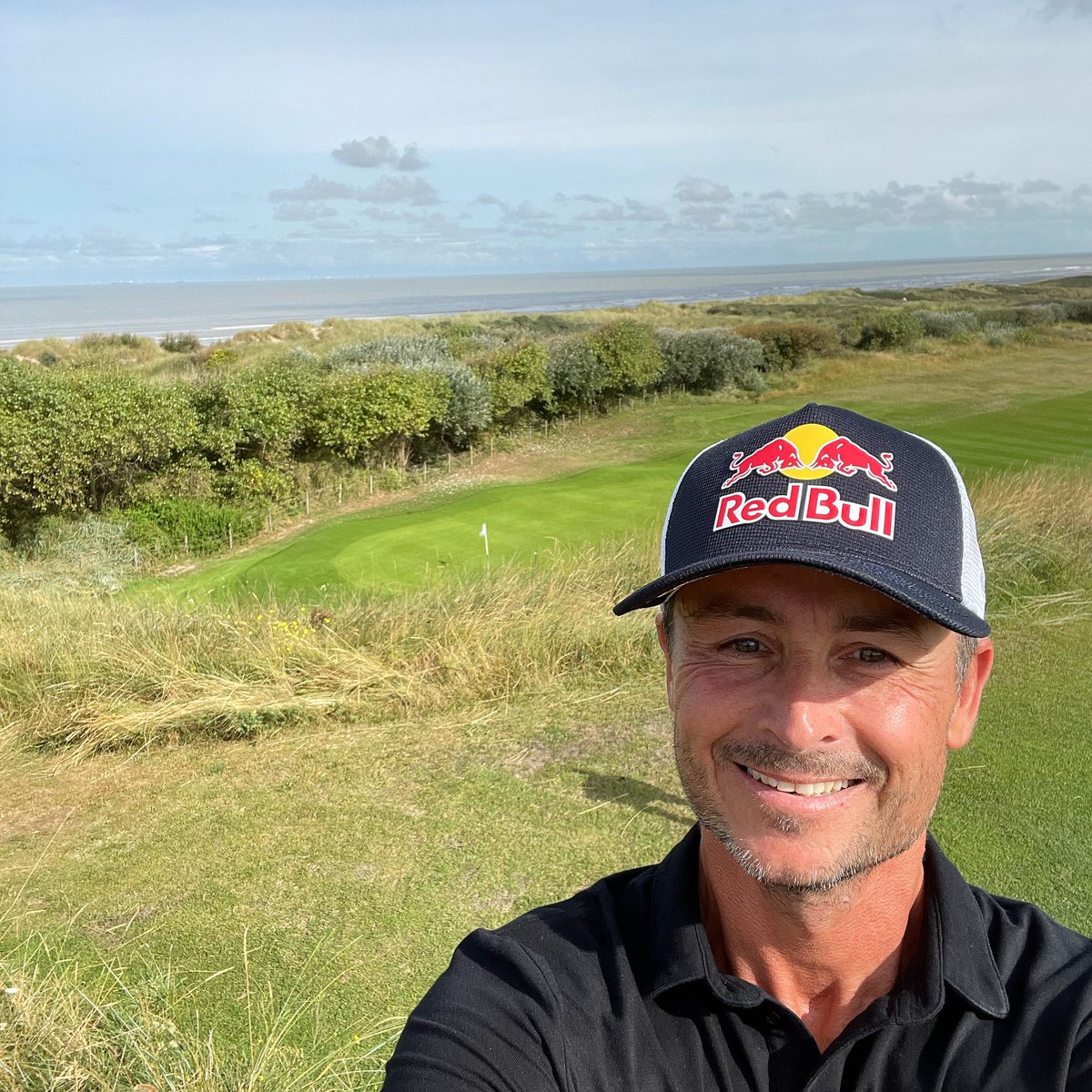 Thank you to everyone I worked with this past year, you all inspired me to grow, impact the world and give my best!
Let’s make 2022 our best year ever!
<a href="/cedskywalker/">Cedric Dumont</a> <a href="/redbull/">Red Bull</a> <a href="/RedBullBe/">Red Bull Belgium</a> 
#GivesYouWings #daretojump