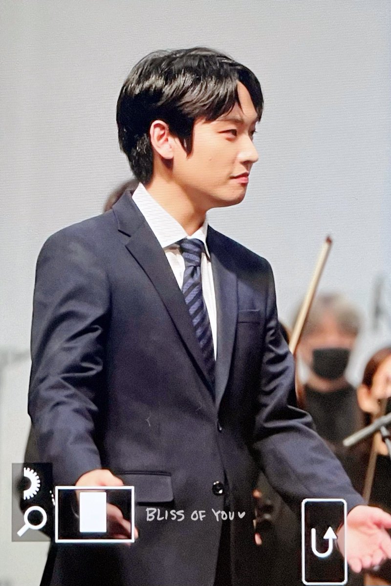 BlissofU_is's tweet photo. 211231 
#INSEONG #SF9 #인성 #김인성 @SF9official https://t.co/gmKdVOCmVr