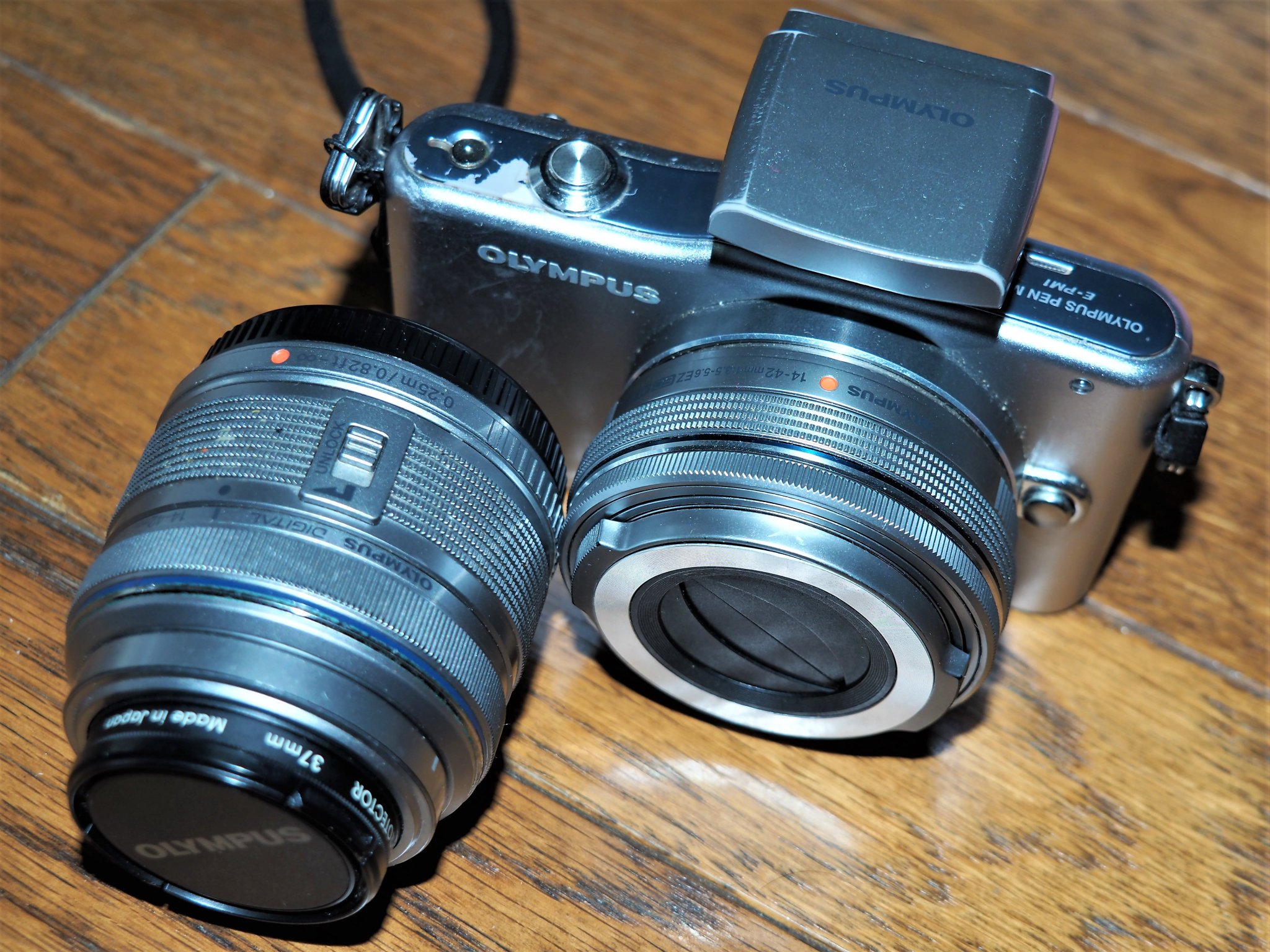 ✨❤️並品傷あり動作問題無しOLYMPUSパンケーキズームレンズ14-42mm❤️✨ OM SYSTEM M.ZUIKO DIGITAL ED 14-42mm F3.5-5.6 EZ｜ボディ