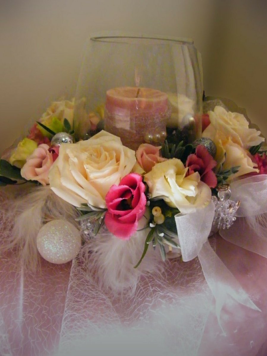 fleur_loveshop's tweet photo. イギリスからこんにちは。
2021年もあと僅か。
来年もよろしくお願い致します。
こちらは、新年まであと11時間足らずです。
#キリトリセカイ　#花屋　#イギリス　#ファインダー越しの私の世界　#カメラ女子　#写真好きな人と繋がりたい　#大晦日　#newyearseve https://t.co/cdHX9Rvk3C
