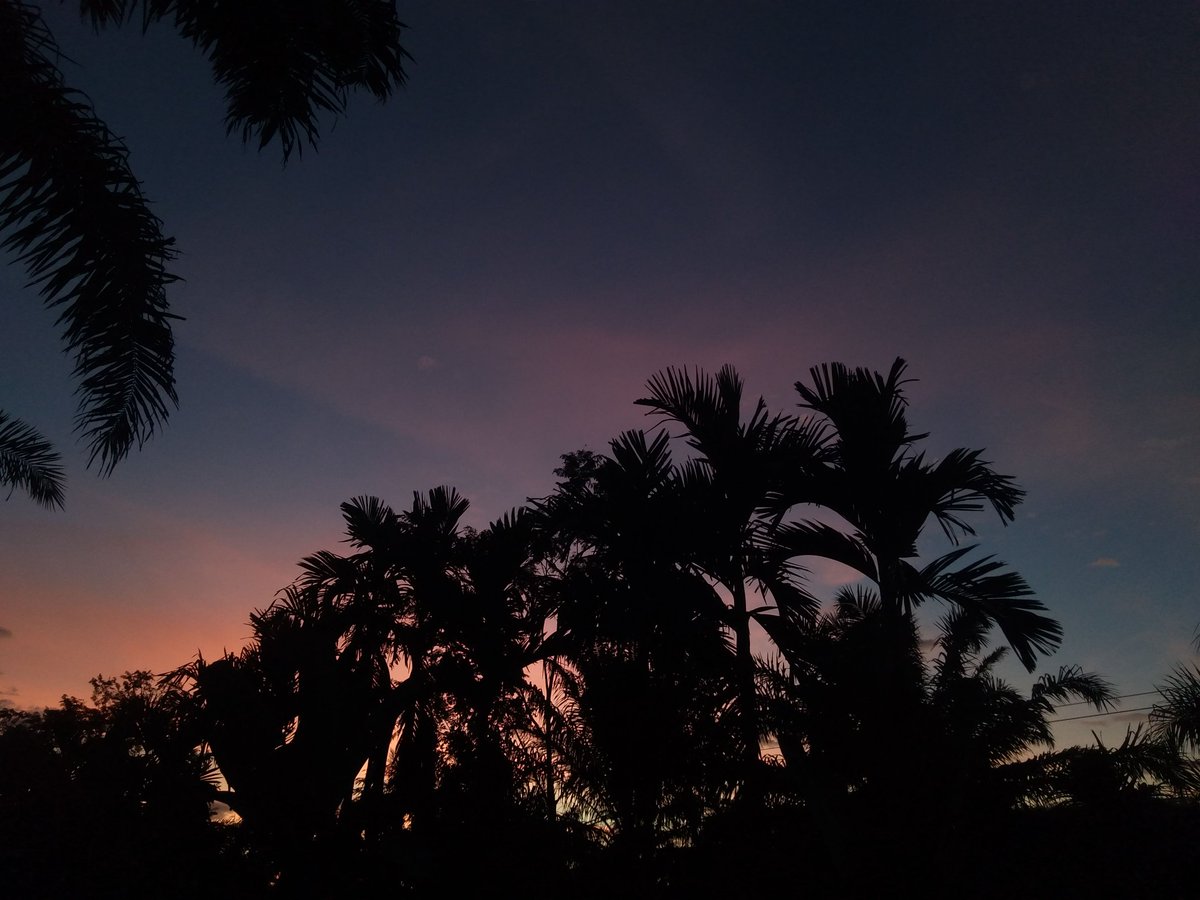 Krun_Jangji's tweet photo. #วันสุดท้ายของเดือน #เดือนสุดท้ายของปี 𝟯𝟭.𝟭𝟮.𝟮𝟬𝟮𝟭 
 กว่าจะมาถึงได้ ไม่ง่ายเลยนะ
มีทั้งความสุข ความเศร้า รอยยิ้ม 
รอยน้ำตา เสียงหัวเราะ  มีครบหมดเลย
#ยินดีกับคนแปลกหน้า 
ที่กลายเป็นคนรู้จั��
#ยินดีกับคนรู้จัก 
ที่กลายเป็นคนแปลกหน้า
ส่วนใครที่ยังอยู่ เราจะรักษาไว้ให้ดีที่สุด https://t.co/g6cB9JQAaZ