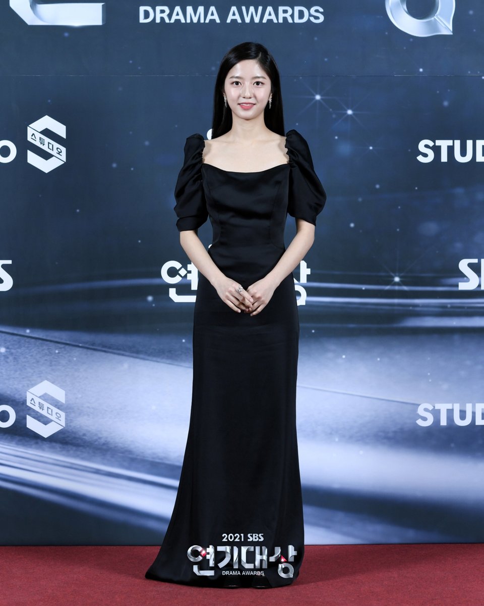 <2021 SBS 연기대상> 시상자🎙
#김현수

#2021SBS연기대상 #SBSDramaAwards 
#SBS드라마 #연기대상 #2021연기대상