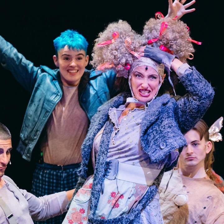 <a href="/TRUESTORYtc/">Truestory Theatre</a> Finally a special thanks for the donations you made to our collection on behalf of <a href="/thectsbrighton/">The Clock Tower Sanctuary</a>. Your generosity has touched us and truly demonstrates the spirit of kindness that is so important at this time of year. Sending light &amp; best wishes for 2022.✨
📸 <a href="/RosiePFreelance/">RosiePowellFreelance</a>