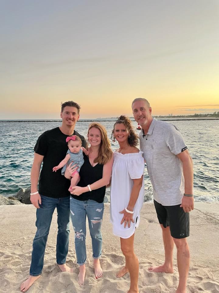 Fabulous family vacation  in Singer Island. <a href="/VandyASG/">Jerry Vanderhorst</a> <a href="/Rjv_4/">Ryan VanderHorst</a> <a href="/mgvanderhorst/">Mattie VanderHorst</a>  @MarriottResorts #palmbeach #sunandsand