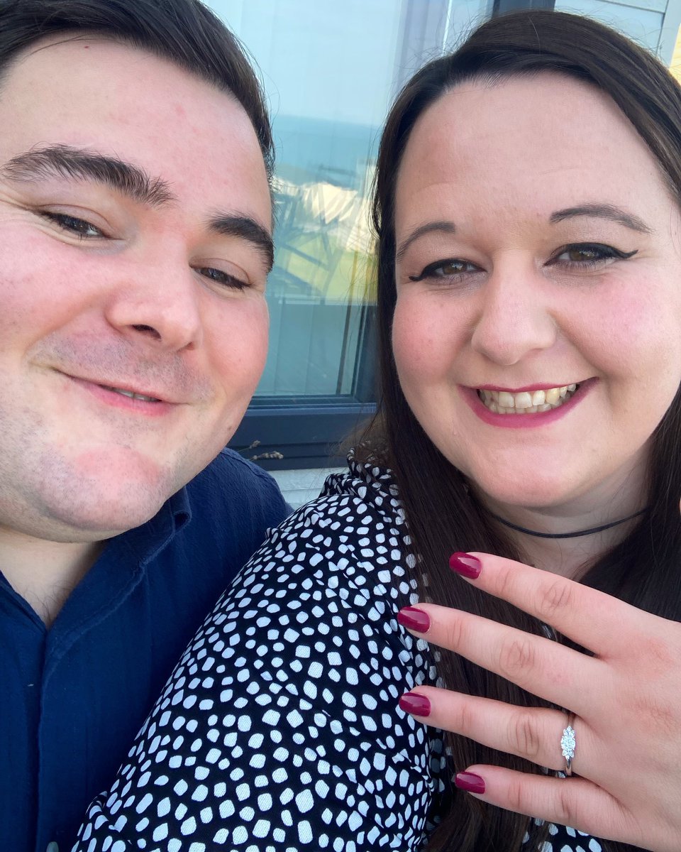 HelstonPickle's tweet photo. The best thing to happen to me in 2021! #wegotengaged #mrsobrientobe https://t.co/IisnrGRqn4