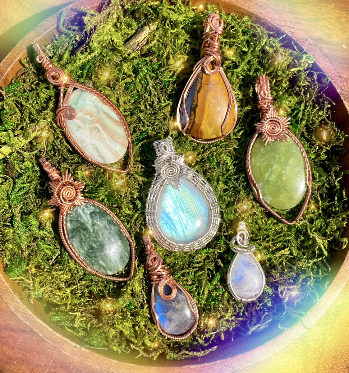 ✨happy NYE✨ I just updated my website with these handmade pieces🎉

Shop: soularbloom.com🌿✨🌈