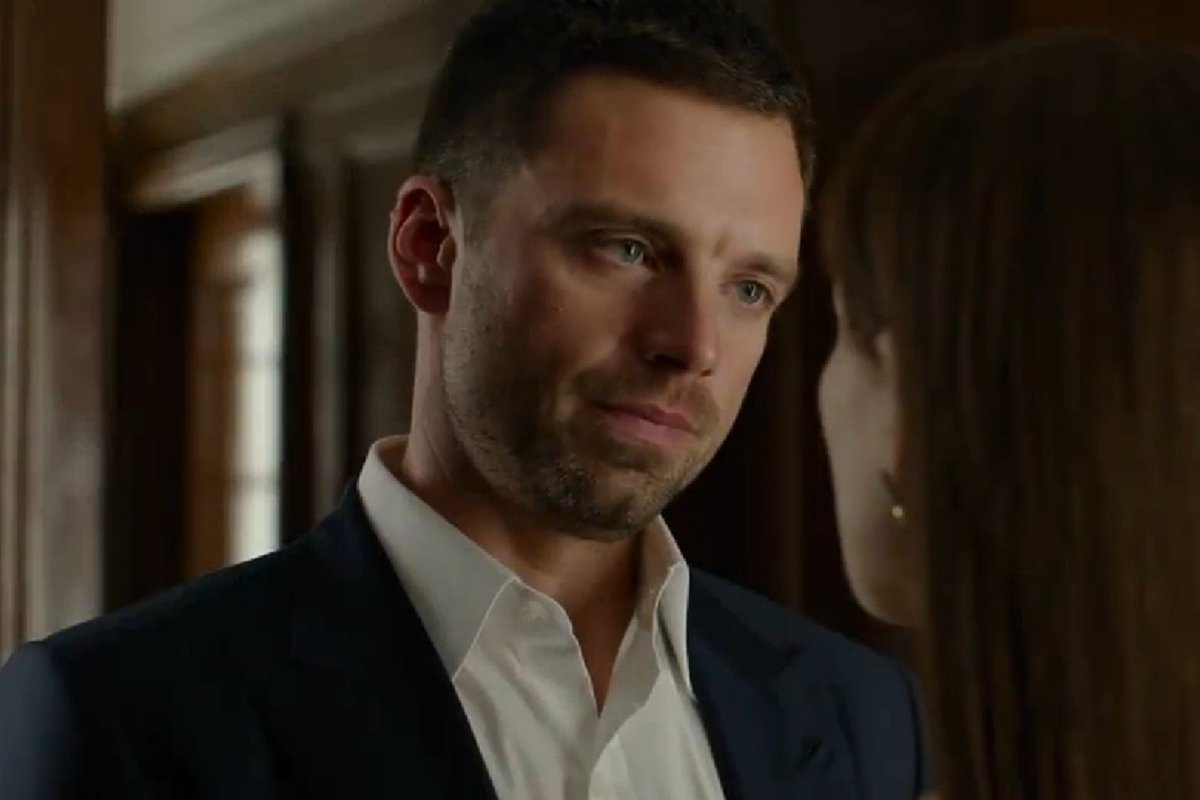 thinkersebstan's tweet photo. 2022 is sebastian stan's year https://t.co/uh8UTtRafA