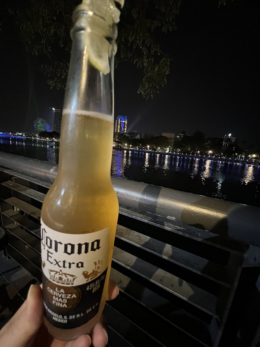 Victor930930's tweet photo. Good bye 2021! https://t.co/YPFVmoJZTZ