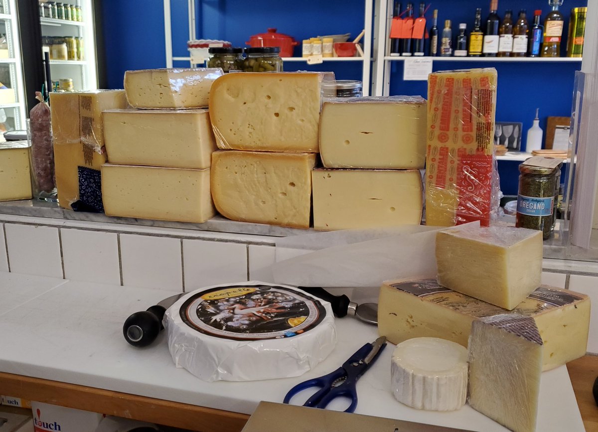 Thin Blue Line Cheese tweet media