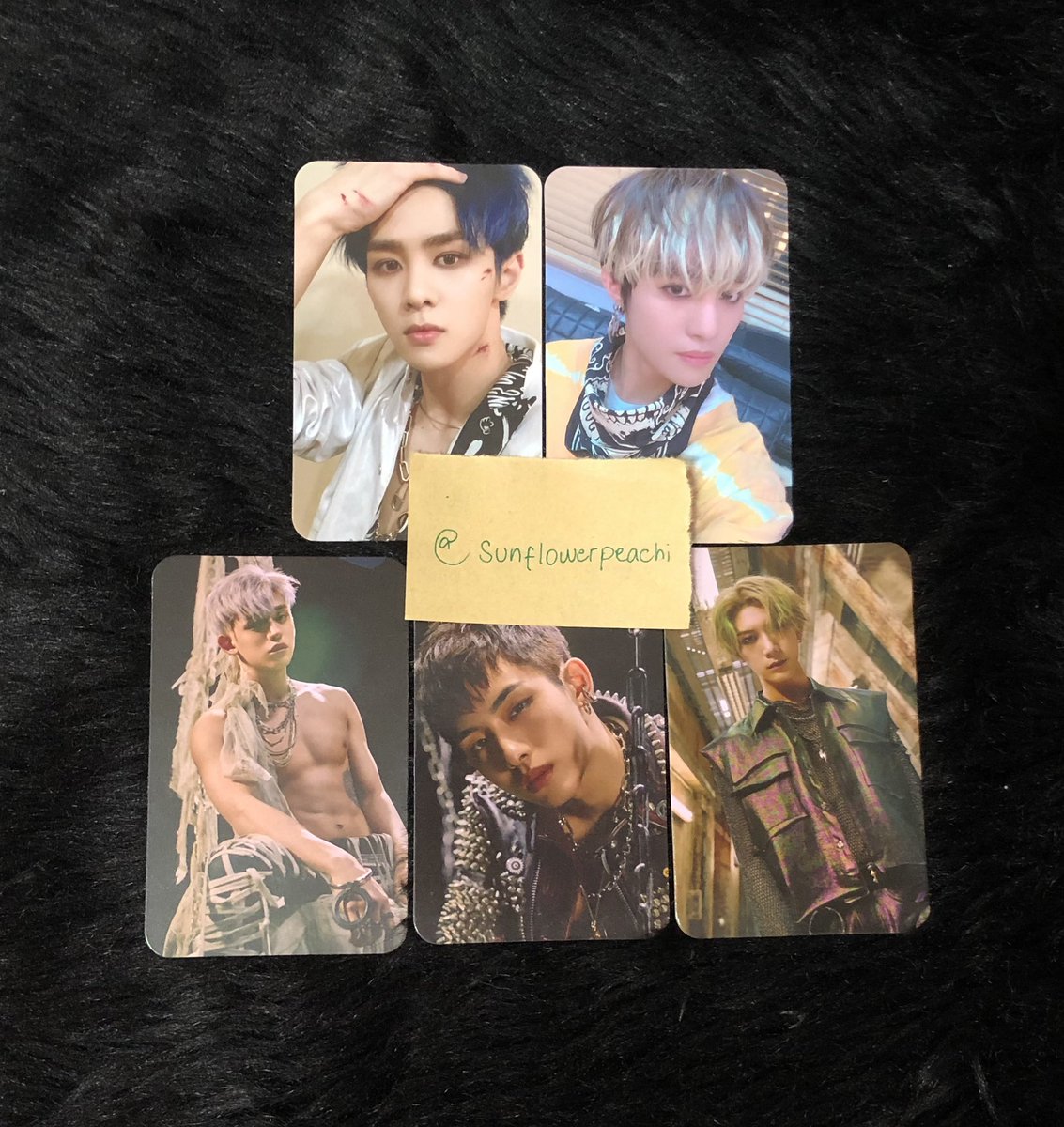sunflowerpeachi's tweet photo. WTS | LFB | PH 

Wayv Official Photocards 

https://t.co/Aa3DUxy036 https://t.co/KLATJSqglV