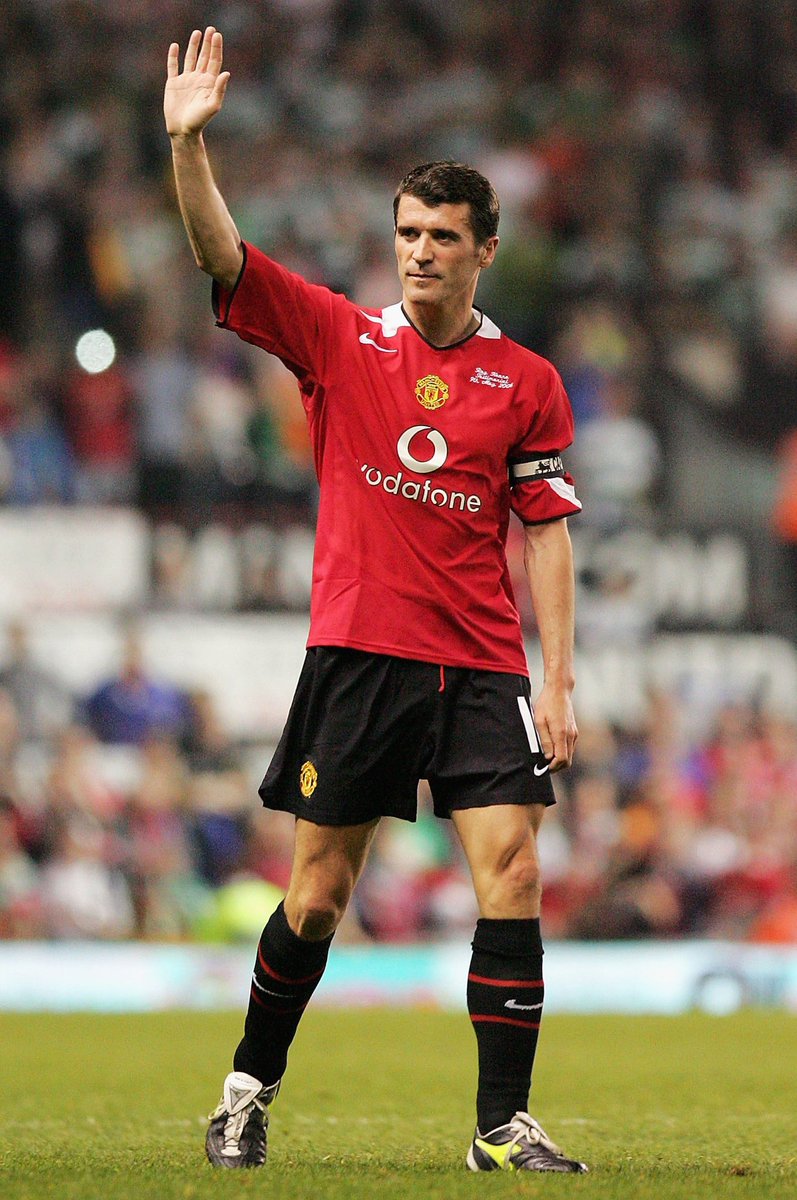 Will we ever see a player like Roy Keane in a Manchester United midfield again. My one and only New Years wish is that we buy a midfield general like him. #mufc 🔴⚪️⚫️🟢⚪️🟠