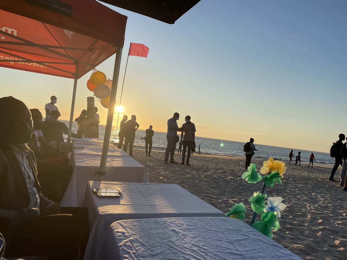 PakaAlbert's tweet photo. La plage de Moanda, ré liftée vient d’être réouverte en toute sécurité pour vous! Elle vous y attend désormais https://t.co/mULc6pQzlZ