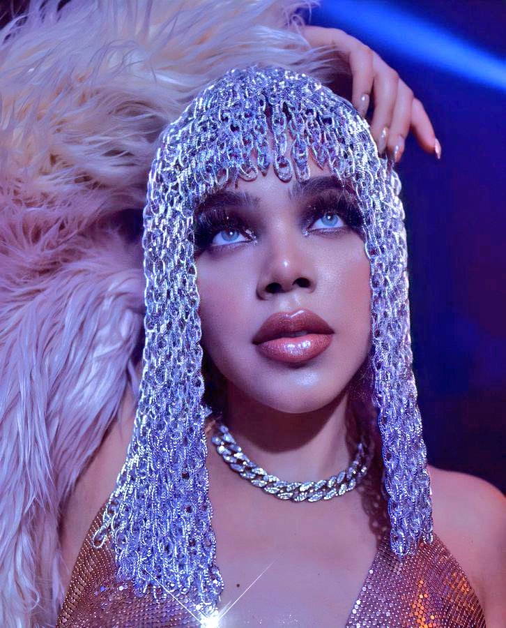KeniaOs_New's tweet photo. Spotify Charts - Daily Top Artists Mexico 🇲🇽 a [30-12]

Posición de @KeniaOS #144 (-1) https://t.co/NT05tGMq0a