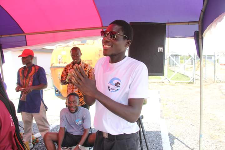 Appreciation post to all Punchers behind the scenes working for people and planet....

Thanks to all partners, volunteers and supporters for keeping the dream of Less Plastics - Better Lives alive.

WE LOVE YOU !!!!! #2021 

#SDGs  #BetheChange #PlasticPunch 1/2 🌊💙🅿️🤛
