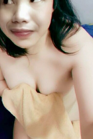 pingping1885's tweet photo. อาบน้ำเสร็จ วันนี้ทำไมเงี....นแบบนี้นร้า https://t.co/LlQvpm95h5
