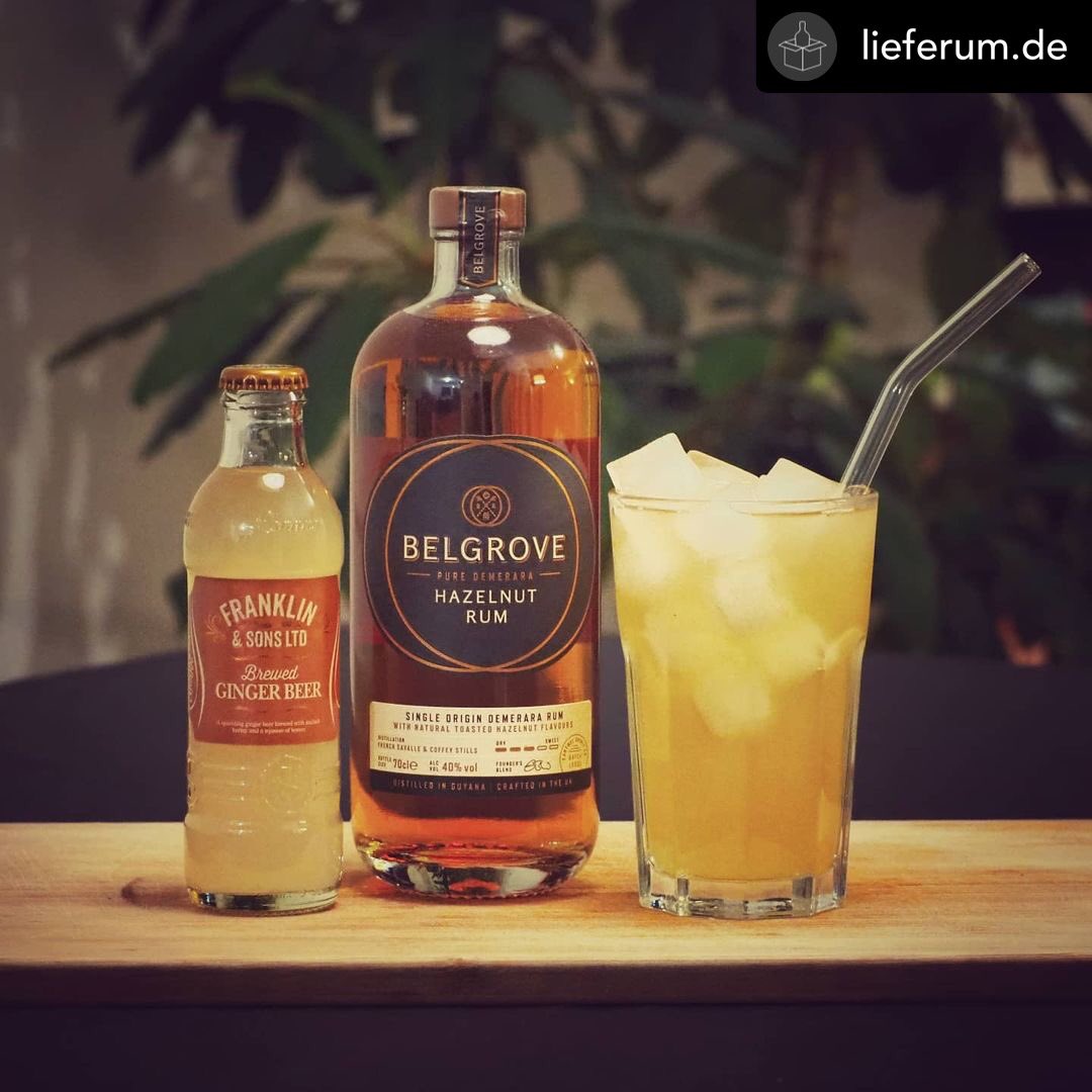 BelgroveRum's tweet photo. Prost, Salud, Yamas &amp; Cheers! 🥃

A simple &amp; delicious drink from our friends at https://t.co/KDGLhfsxo6 

Add ice to a tall glass, add 40ml Belgrove &amp; top up with Franklin &amp; Sons Ginger Beer

Wherever you are in the world, we wish you a wonderful evening &amp; a very happy new year https://t.co/WyUGa46VwG