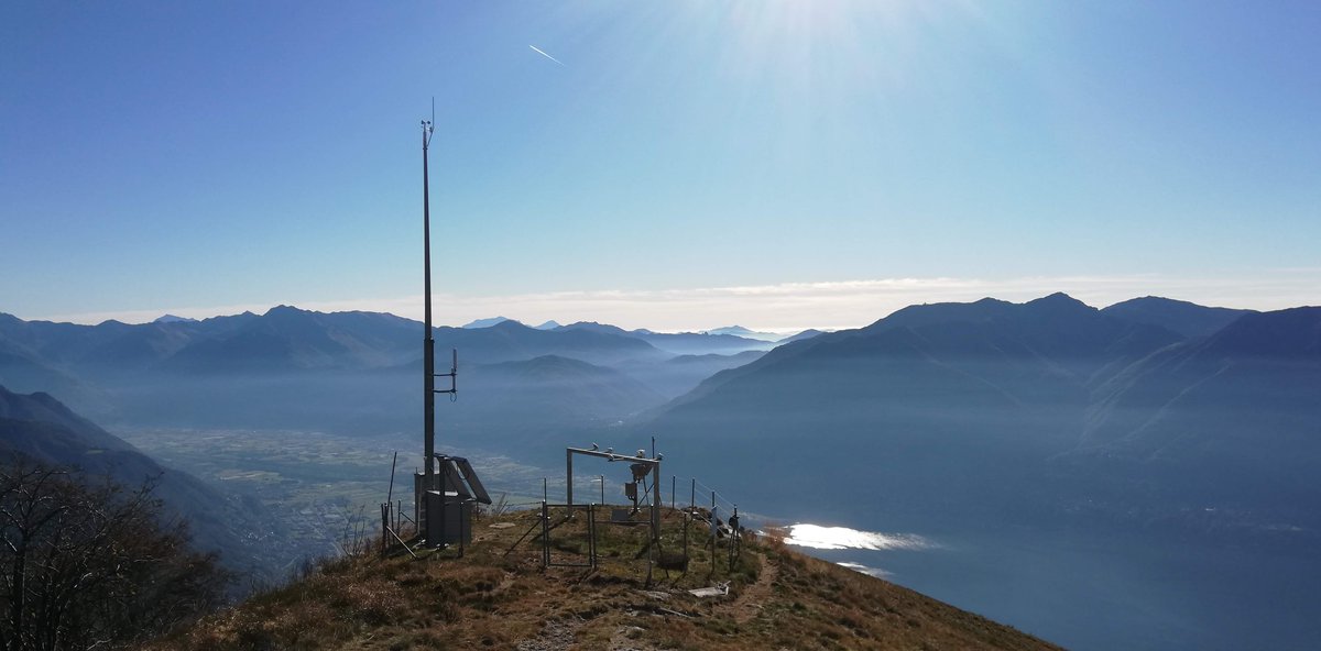 MeteoSvizzera's tweet photo. Un "non" inverno folle, oggi sfiorato il #record di temperatura massima più alta mai registrata in dicembre a #Cimetta, con 15.5 gradi in seconda posizione. Altri valori estremi registrati e situazione in corso nel blog odierno: https://t.co/ePV3PpNlwt https://t.co/sUdnPLgb0D