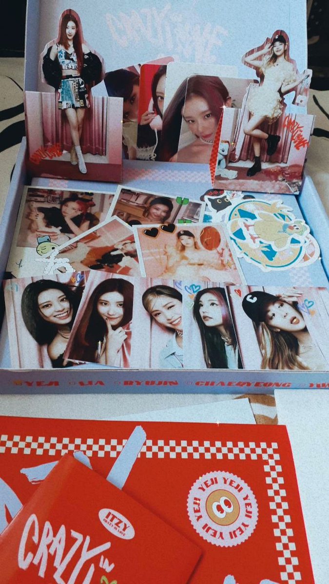 PoloElma's tweet photo. #LSM_Feedback @LetsShopMidzyPH
Thank you for a smooth transaction and my CIL album got home safely ❣ https://t.co/h10zX9KNYp