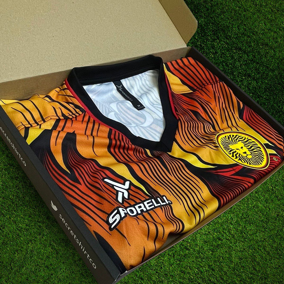 secretshirtco's tweet image. Secret Shirt Co New Years Eve Giveaway. 16/24. 

To enter 👇

🔄 Retweet this tweet
🤝 Follow us

Winner will be announced at 15.55PM, Good luck! 💥