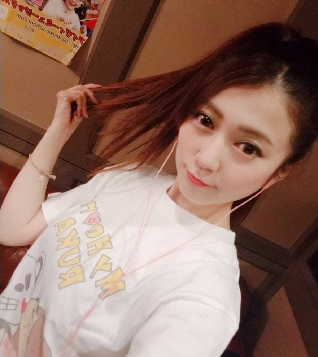 shadow_jpr's tweet photo. 影−SHADOW−女組より
新年一発目のツイート及び新メンバー追加のお知らせ！✨✨
まずは皆さま明けましておめでとうございます！今年度もよろしくお願い致します！
そしてそして！
お待たせいたしました！
新メンバーの「流華」です！

Twitter  @rururukapon 

イラスト/ @i_macoto 様 https://t.co/hUSz7yJe1O