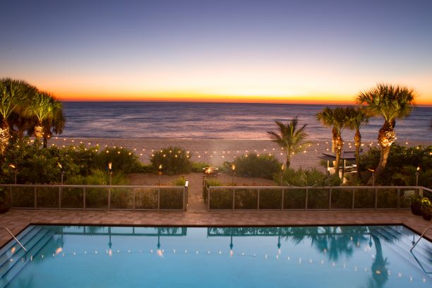 SoleOTO's tweet photo. Rest and relaxation are on the horizon for 2022. 

#solemiami #2022 #sunnyislesbeach #tropicaldistancing #visitmiami #miami #visitlforida #lovefl #existtoexplore #noblehousehotels https://t.co/kq927LwKqO