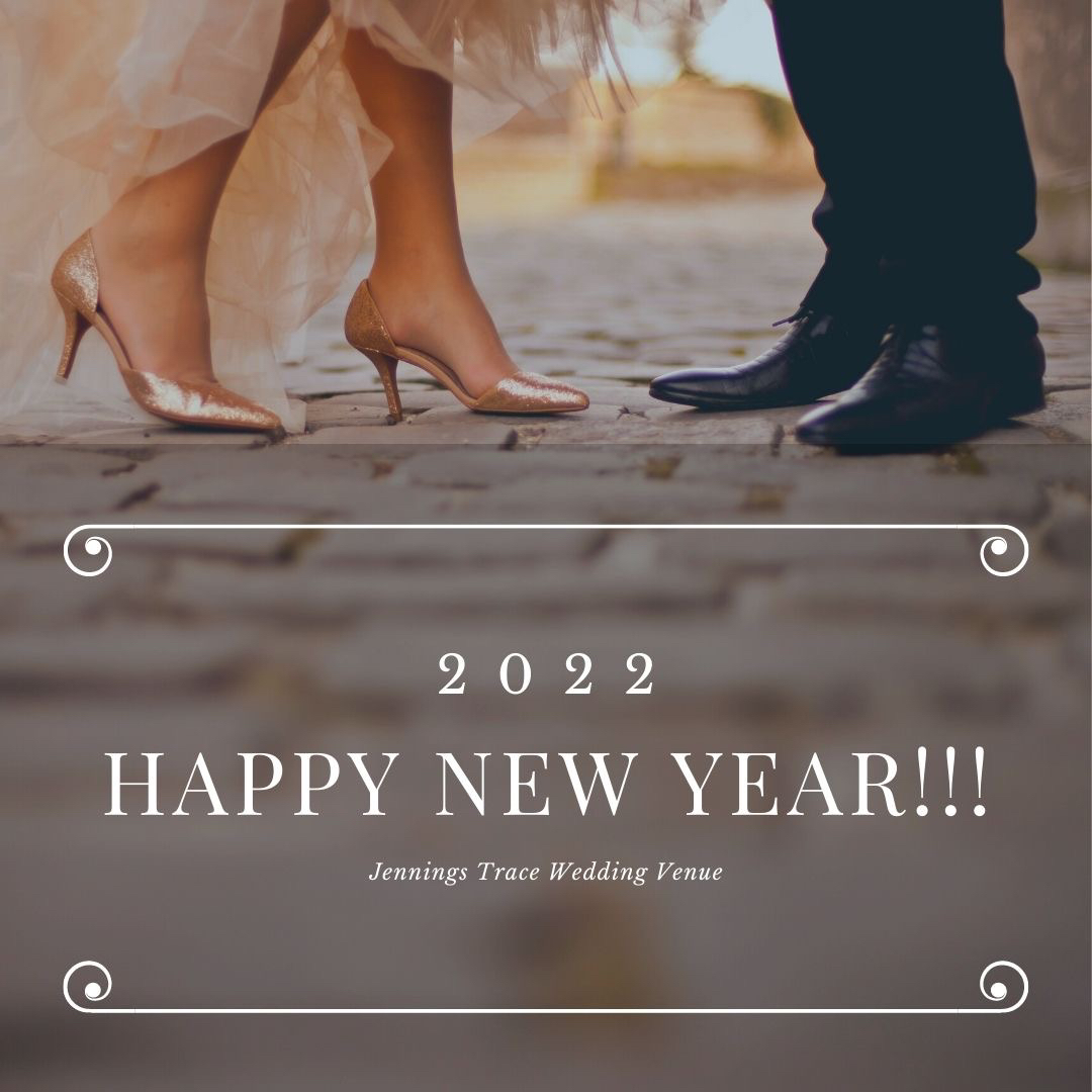 Jennings_Trace's tweet photo. “Whatever our souls are made of, his and mine are the same.” 🥂May you find and marry your soulmate in 2022! 
#newyearweddings #houstonbrides #houstonweddings #texasweddingvenues #lakeconroevenues #2022weddingstyle #houstonbridal #weddinginspiration #soulmates #weddingquotes #htx https://t.co/gl9UWGozZO