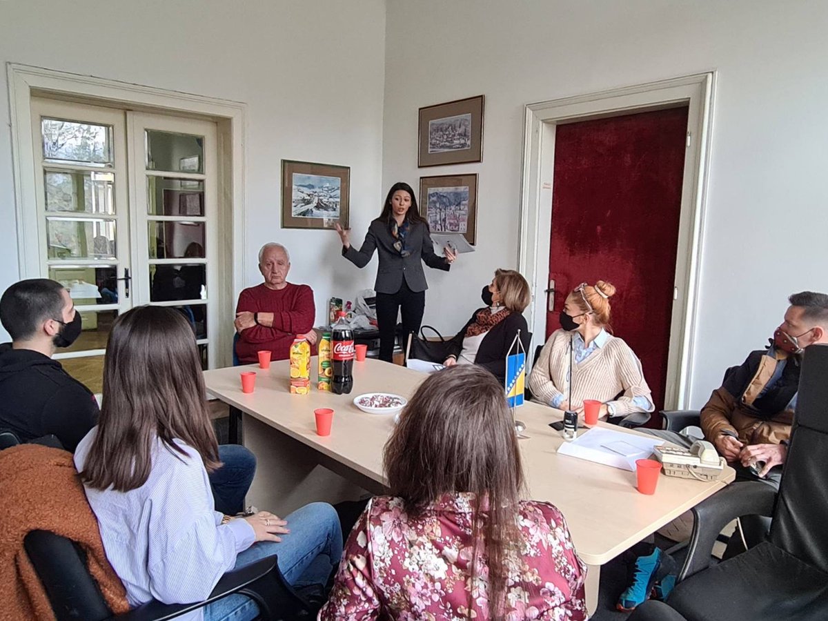 bezsip's tweet photo. Projekat #BezŠteleIpošteno samo je jedan korak kojim se nastoje ohrabriti mladi da se suprotstave korupciji i da nauče mehanizme borbe protiv korupcije. 

@USAIDBIH 
#CCI
@NGOjabiheu https://t.co/wnrgKh8iYz
