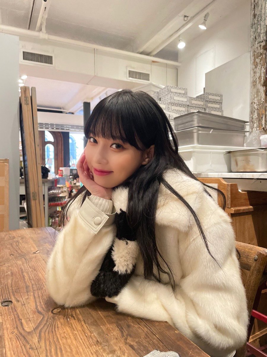 aespresso_SM's tweet photo. Happy birthday to our precious ace Winter 🌟🎂 Thank you for sharing your talents and being a continuous source of inspiration~ May your bday be filled with the kind of love that you always give to us 💗

#ACE_WINTER_DAY
#22ShootingStarsForWinter
#우리의_따뜻한_겨울이_생일축하해 https://t.co/tpWPID9yA3